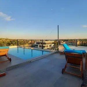  Apartment - Dani
