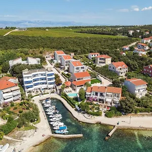 Sollei Apartment Petrčane