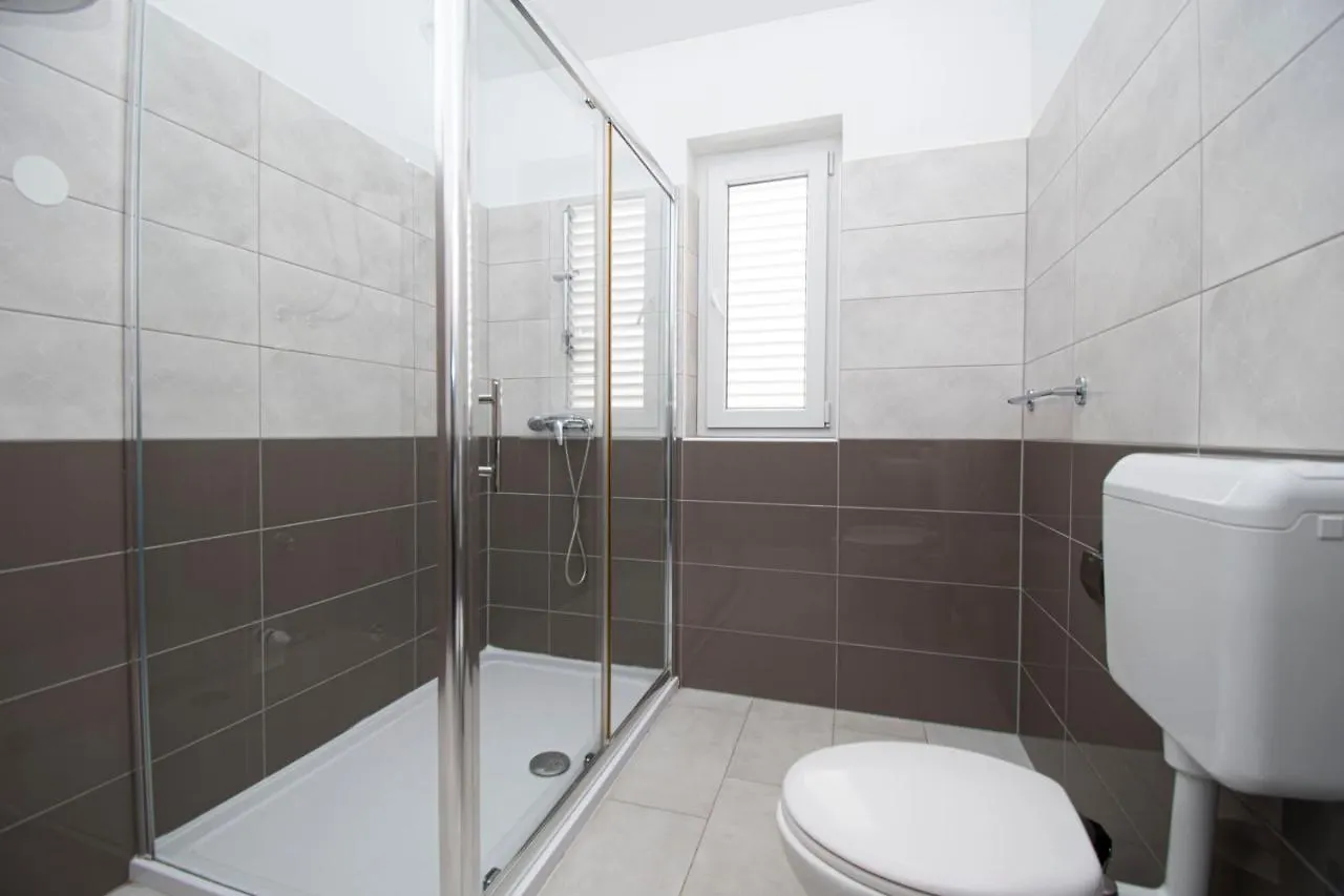 Apartment Lotuspoolapart Premantura